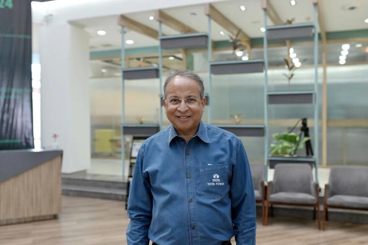 Индия готовится заменить старейшие угольные ТЭС возобновляемой энергией