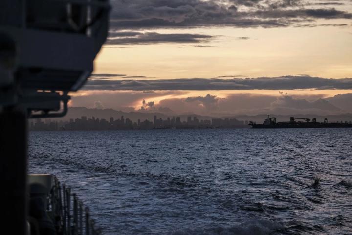 У берегов Филиппин застряло судно с радиоактивным грузом