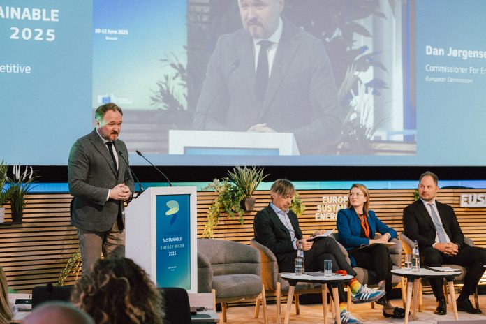 Евросоюз проведет юбилейную Неделю устойчивой энергетики в 2026 году